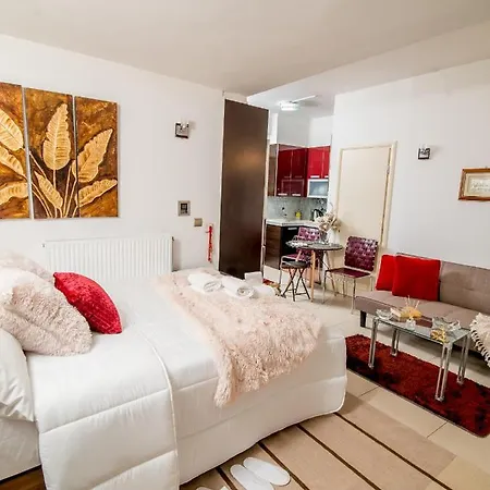 Comfy And Cosy Basement Studio Kalamata Exterior photo