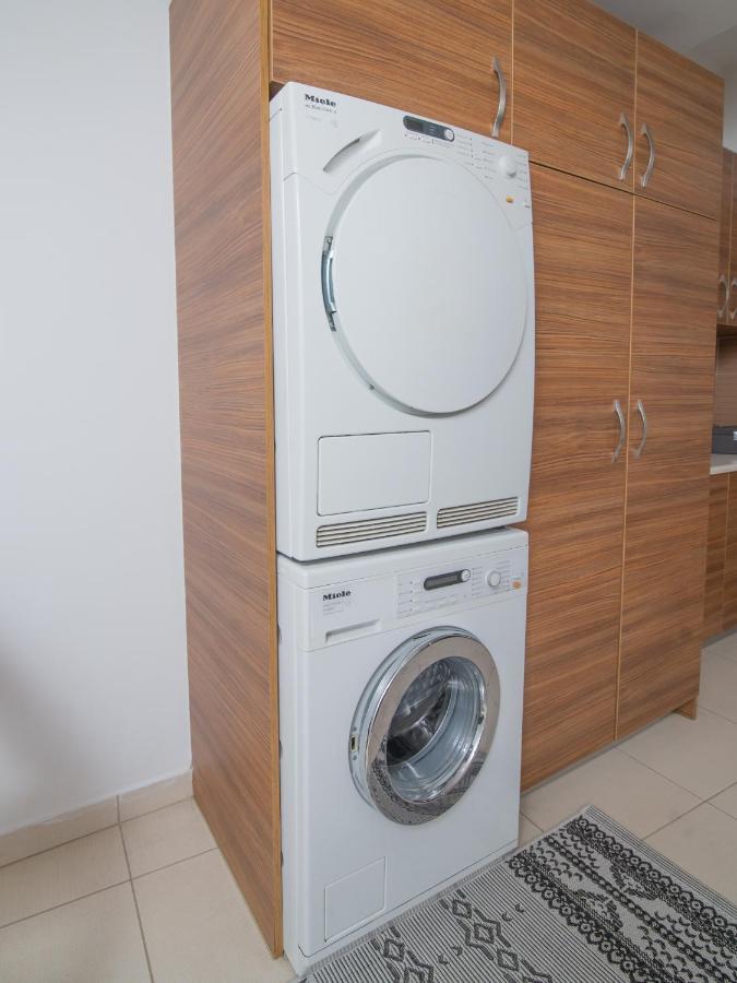 Comfy And Cosy Basement Kalamata